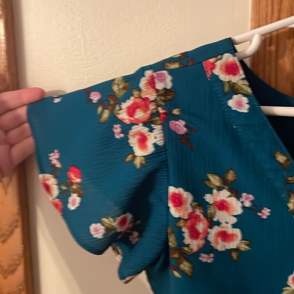 AMY BYER UGC Girls Size 8 Blue Floral High Low Dress - Picture 8 of 11